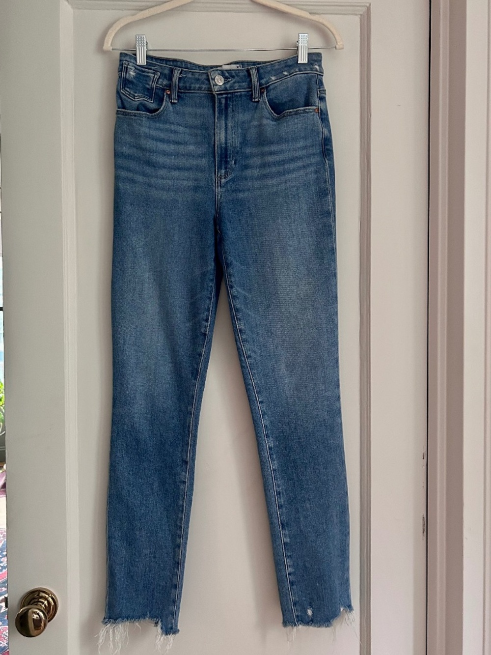 PAIGE Gemma High Rise Stovepipe Leg Jean - size 28